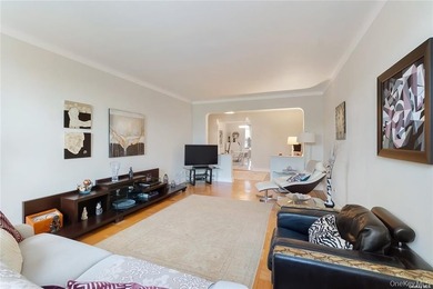 SIZE MATTER One of a kind 1100 square feet coop apartment for - photo 18