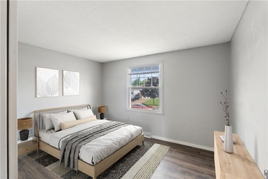 Welcome to 47 W Toulon Drive! This move-in ready 3-bedroom - photo 21