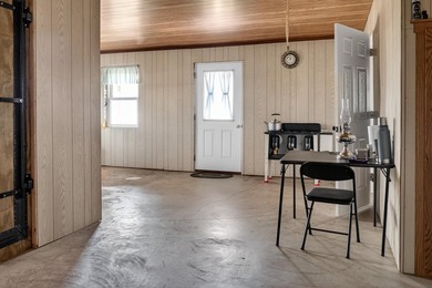 Located in the peaceful countryside 1220 Schaadt Rd. offers a - photo 31