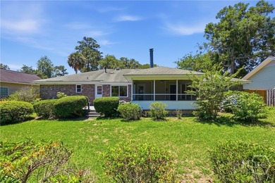 Beach life without the beachfront price tag! This updated 3 - photo 3