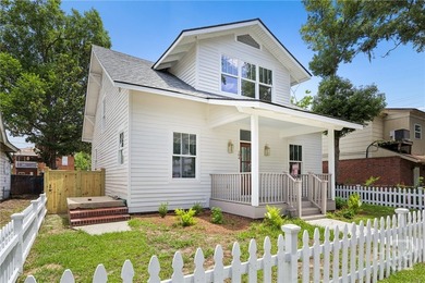 Located in the heart of Savannah's Thomas Square Streetcar - photo 2