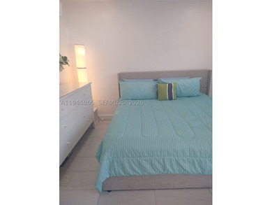 Amazing location, stop looking!! Investment property or ready to - photo 12