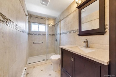 Welcome to 16 E Grove Street in Massapequa - a spacious and - photo 20