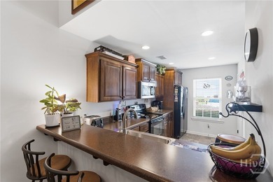 Enjoy low-maintenance living in this well-cared-for 2-bedroom - photo 10
