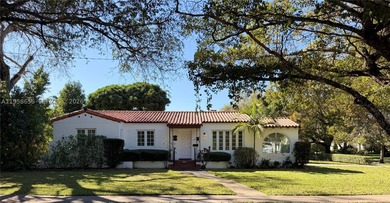 Single-family residence with historic designation by the City of - photo 1