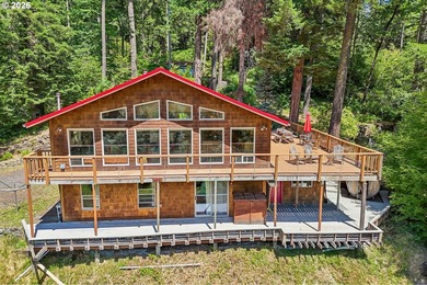 Tucked away in a beautiful, secluded neighborhood, this - photo 1