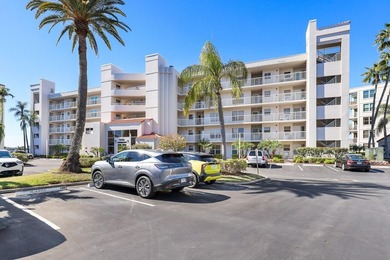 Wake up to sweeping water views of Pass-A-Grille and the iconic - photo 3