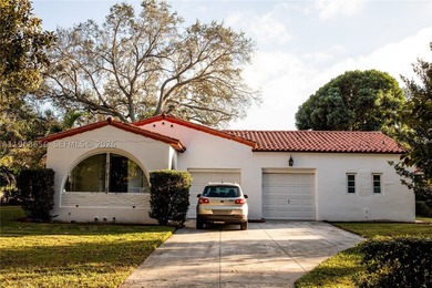 Single-family residence with historic designation by the City of - photo 5