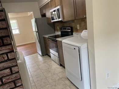 Welcome to this beautifully updated 3-bedroom, 2-bathroom - photo 3