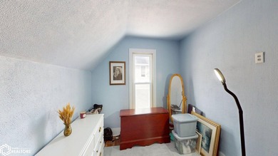It doesn't get any better than this! Ideally located just blocks - photo 18