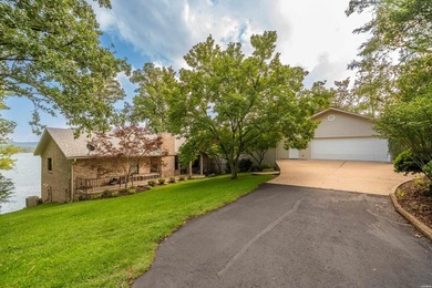 Welcome to 110 E. Lakeland Point , a rare opportunity to own an - photo 45
