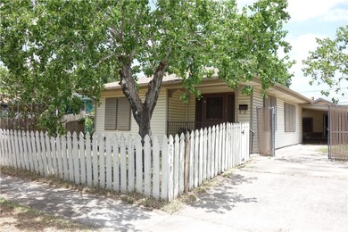 Two bedroom, 1.5 baths. This home includes a building in the - photo 1
