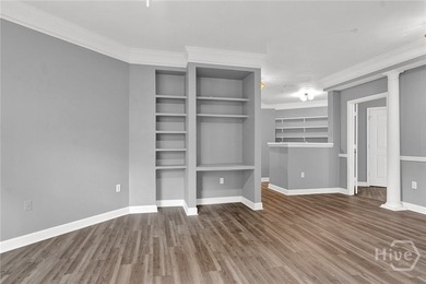 Beautifully updated first-floor end unit in The Merritt, ideally - photo 8