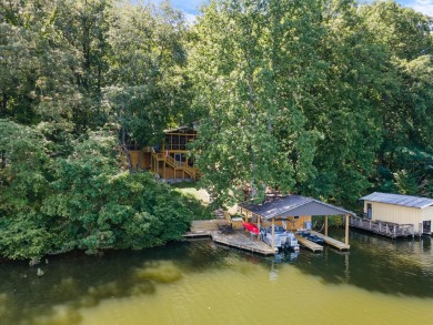 Big Snow Lake Home For Sale in  Mississippi