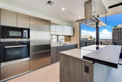 Welcome to Brickell Flatiron PH#5408 residence a 3bed/3.bath - photo 4