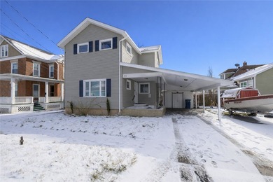 Seneca Cayuga River Home For Sale in Seneca Falls New York