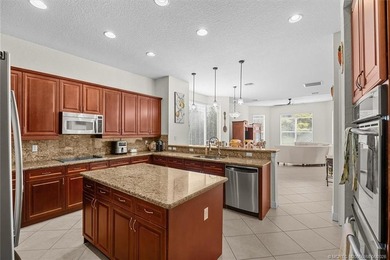 Over 6,000 reasons to Discover...over 6,000 SQ Ft in this true 5 - photo 12