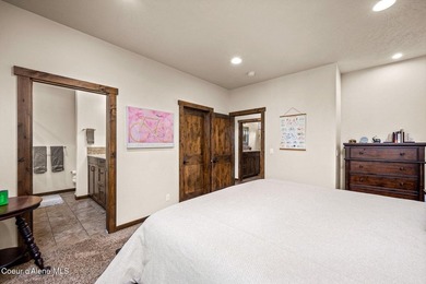 Welcome to The Tree House at Avondale Lane, a one-of-a-kind - photo 19