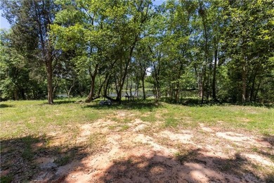 Looking for that spot with ample privacy and a waterfront view - photo 21