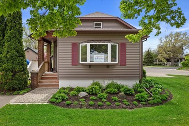 Lake Geneva Home For Sale in Lake Geneva Wisconsin