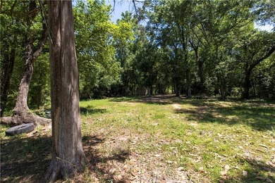 Looking for that spot with ample privacy and a waterfront view - photo 31
