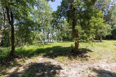 Looking for that spot with ample privacy and a waterfront view - photo 38
