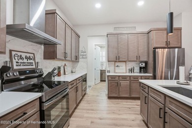 PRICE IMPROVEMENT! Welcome home to this stunning, move-in ready - photo 8
