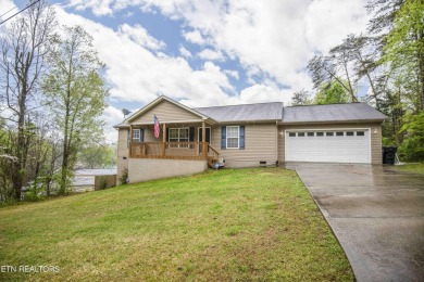 Lake Home For Sale in Harriman, Tennessee