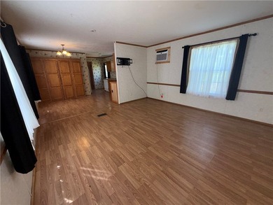 Affordable living! Three bedroom, two full bath 2005 Fairmont - photo 13