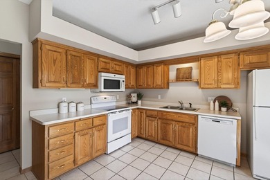 This beautiful 2 bedroom, 2 bath end-unit townhome offers tons - photo 14