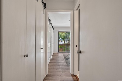 Beautifully updated lakefront condo on the main channel of Lake - photo 22