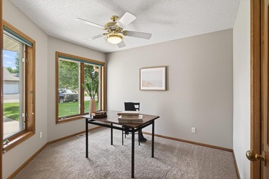 This beautiful 2 bedroom, 2 bath end-unit townhome offers tons - photo 23