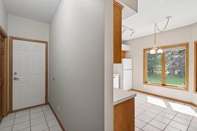 This beautiful 2 bedroom, 2 bath end-unit townhome offers tons - photo 27