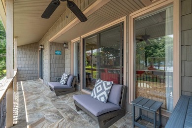 Beautifully updated lakefront condo on the main channel of Lake - photo 33