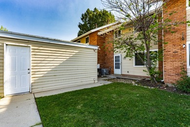 Well-located Orem townhome offering space, functionality, and - photo 4