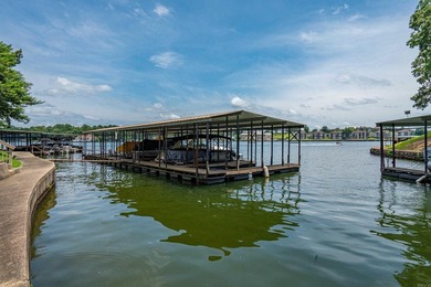 Beautifully updated lakefront condo on the main channel of Lake - photo 37