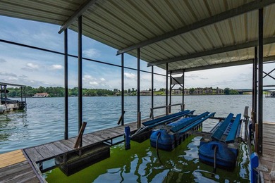 Beautifully updated lakefront condo on the main channel of Lake - photo 38