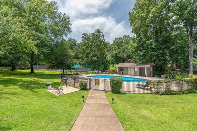 Beautifully updated lakefront condo on the main channel of Lake - photo 48