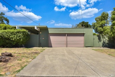 Classic 1955 Eichler in Terra Linda  one of Marin's most beloved - photo 4