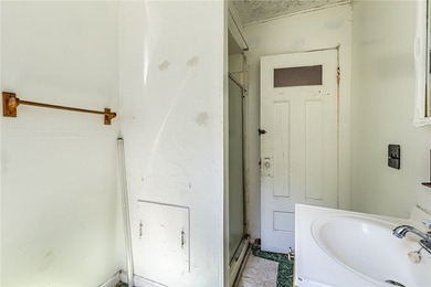 Another Rockin' Rochester Property! This 3/3 side by side duplex - photo 16