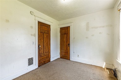 Another Rockin' Rochester Property! This 3/3 side by side duplex - photo 19