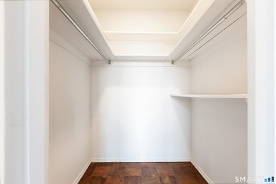 Very spacious 2-bedroom/ 2-full bathroom, 1324 sqft corner unit