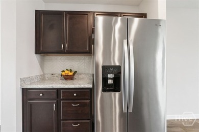 BETTER THAN NEW! This beautifully maintained 4-bedroom, 2.5-bath - photo 8