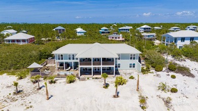 Welcome to paradise! Expansive custom ranch home with a walk-out - photo 43