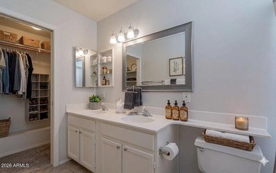 Experience refined living in this beautifully appointed 3 bed, 2 - photo 13
