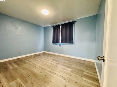 Welcome to this charming Vallejo home offering 2 bedrooms, 1 - photo 13