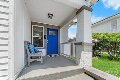 Beautifully updated Live Oak Craftsman blending historic charm - photo 3