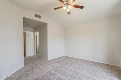 Experience refined living in this beautifully appointed 3 bed, 2 - photo 17