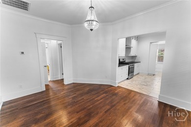 Beautifully updated Live Oak Craftsman blending historic charm - photo 8