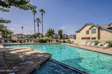 Experience refined living in this beautifully appointed 3 bed, 2 - photo 31